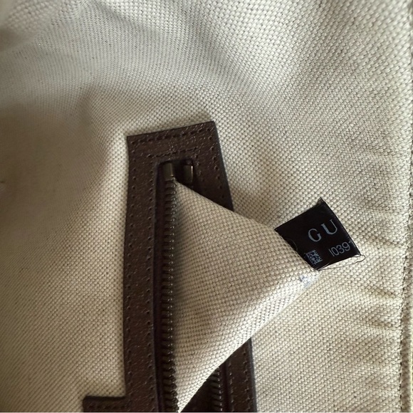 Gucci Ophidia Small Crossbody Bag - Picture 9 of 14